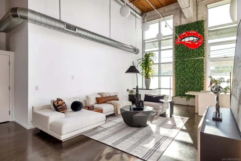 530 S Hewitt Street #131 photo 14