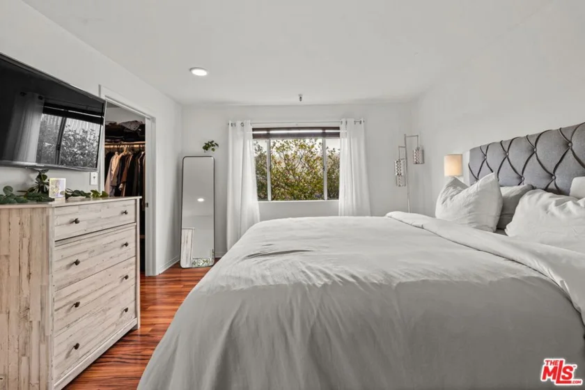 11907 Darlington Avenue #101 photo 12
