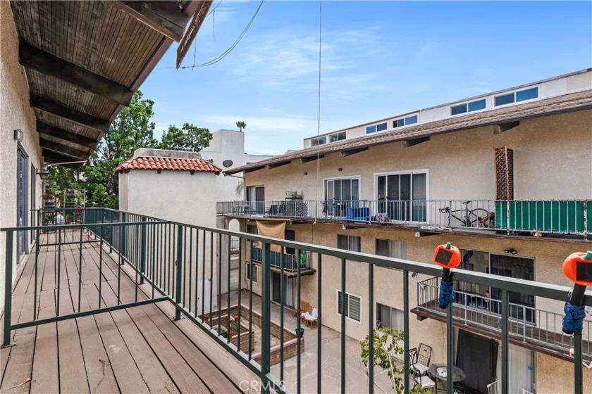 5460 White Oak Avenue ##G307 photo 26