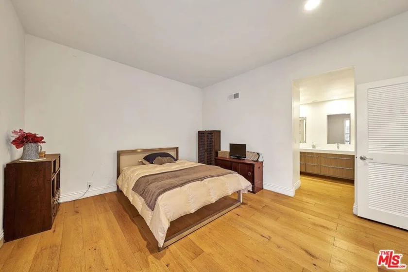 835 S Lucerne Boulevard #205 photo 9