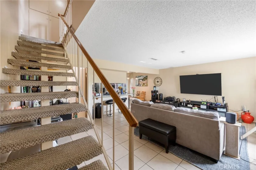 630 S Knott Avenue #25 photo 27