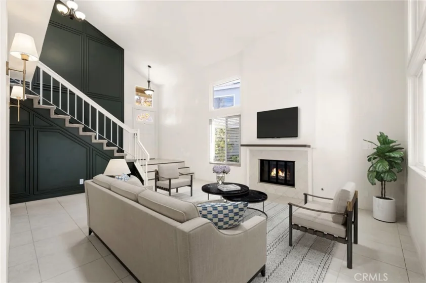 22262 Summit Hill photo 3