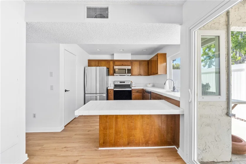 6823 Danvers photo 17