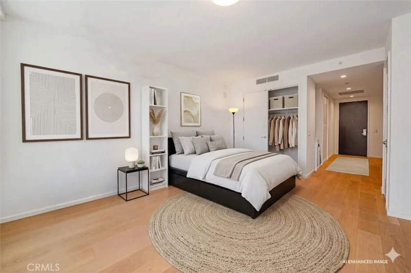 877 Francisco Street #1717 photo 2