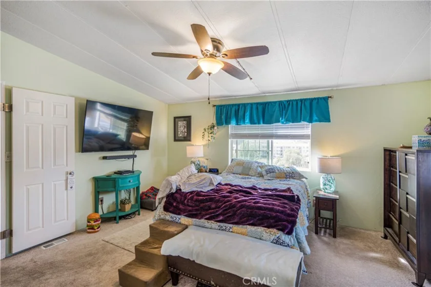 25210 Catalina photo 19