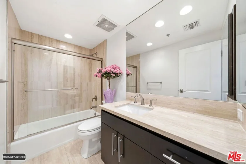 10660 Wilshire Boulevard #805 photo 55