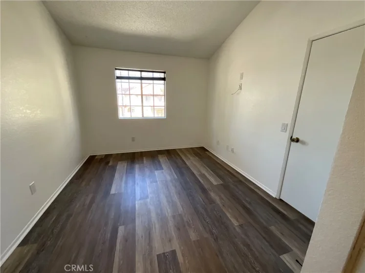 26152 Sanz #248E photo 14