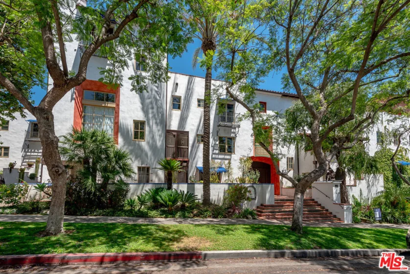1414 N Harper Avenue #10 photo 1