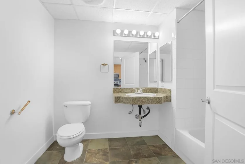 1080 Park Boulevard #1907 photo 9
