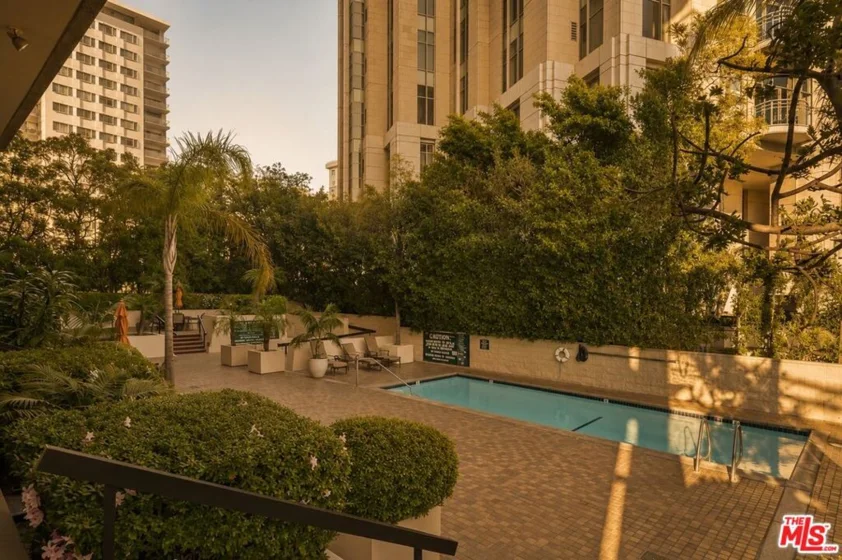 10790 Wilshire Boulevard #1001 photo 29