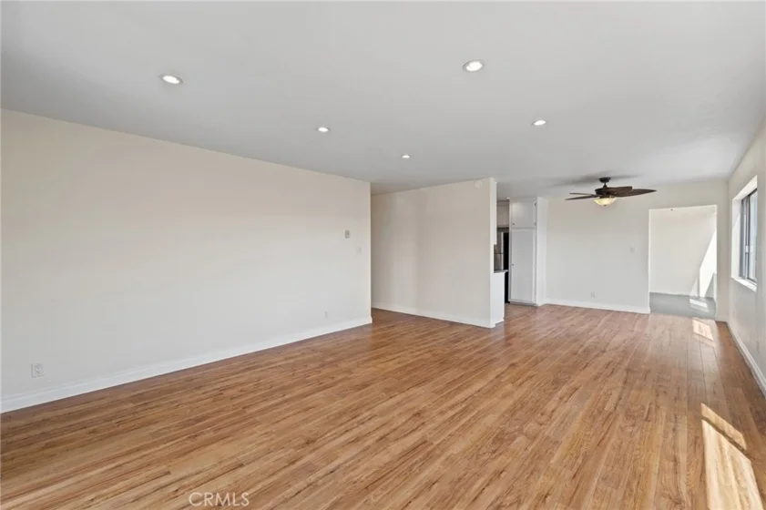 1187 E 3rd #202 photo 13