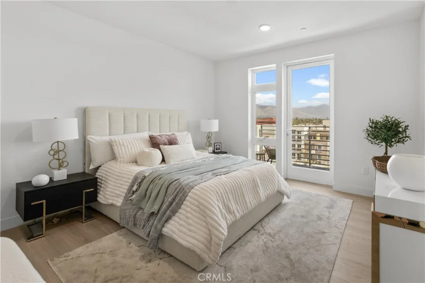 168 S Monterey Street #506 photo 24