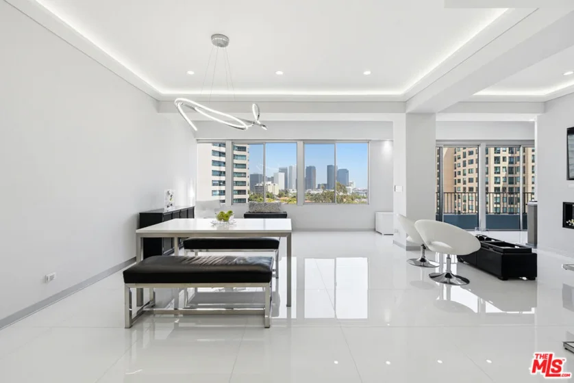 10501 Wilshire Boulevard #1007 photo 31