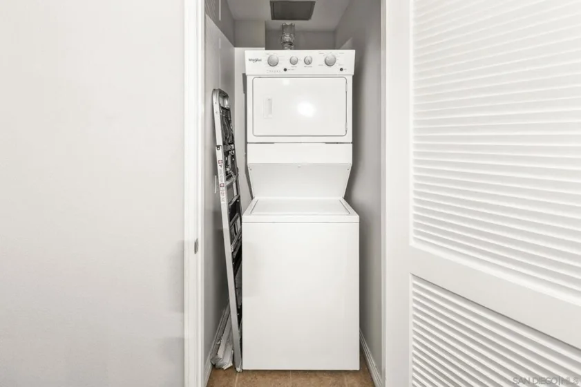 427 9th Avenue #809 photo 23