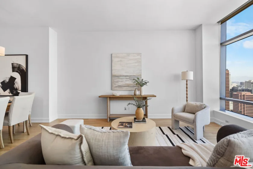900 W Olympic Boulevard #37E photo 39