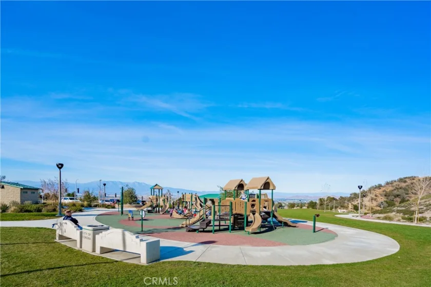 2425 Del Mar photo 36