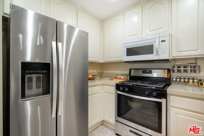 11535 Rochester Avenue #308 photo 46