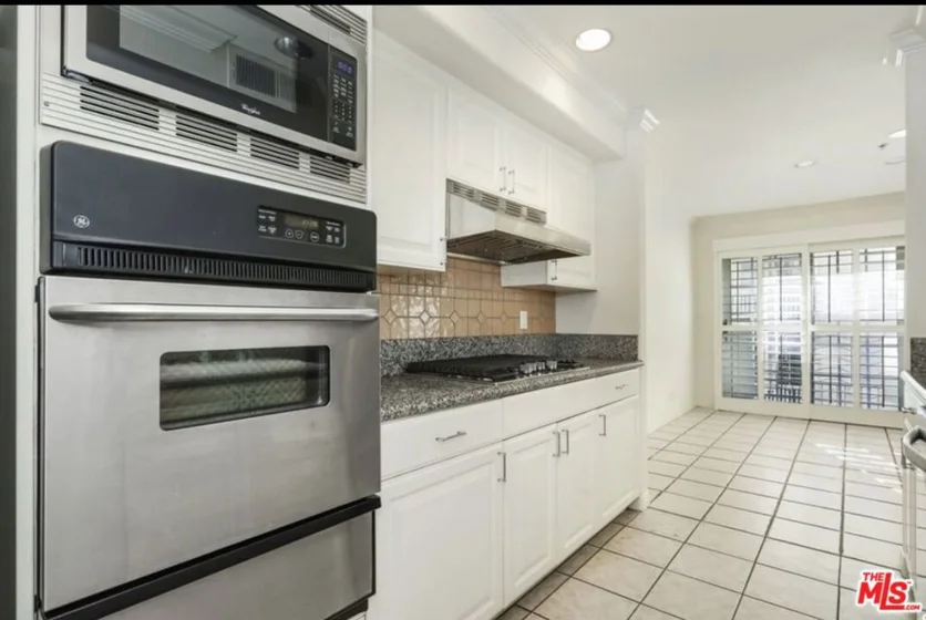 1817 Selby Avenue #102 photo 19