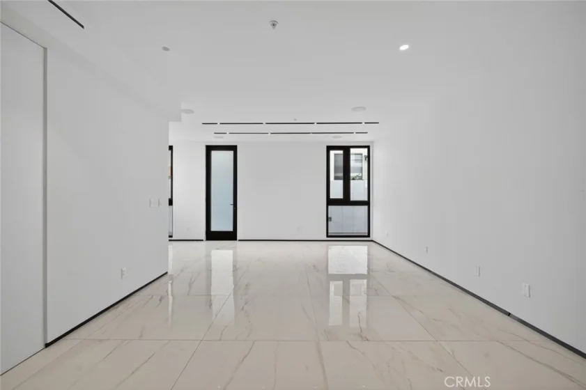 1253 N Sweetzer Avenue #3 photo 12