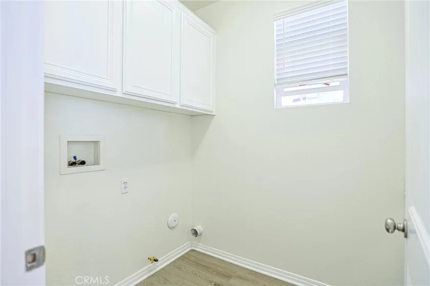 40322 Ariel Hope photo 29
