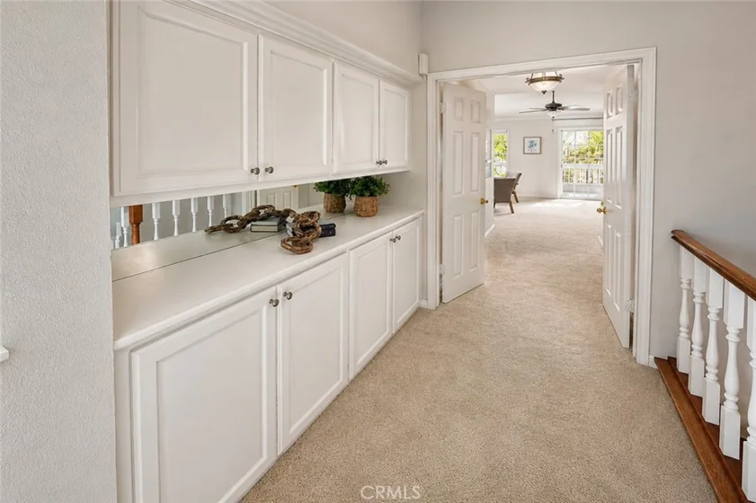 421 Burlington Court #101 photo 28