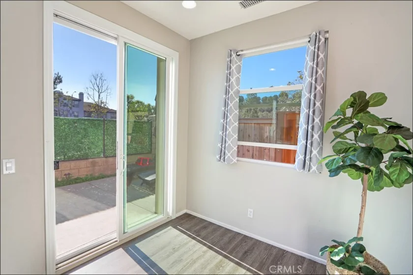 10 Bluff Cove photo 11