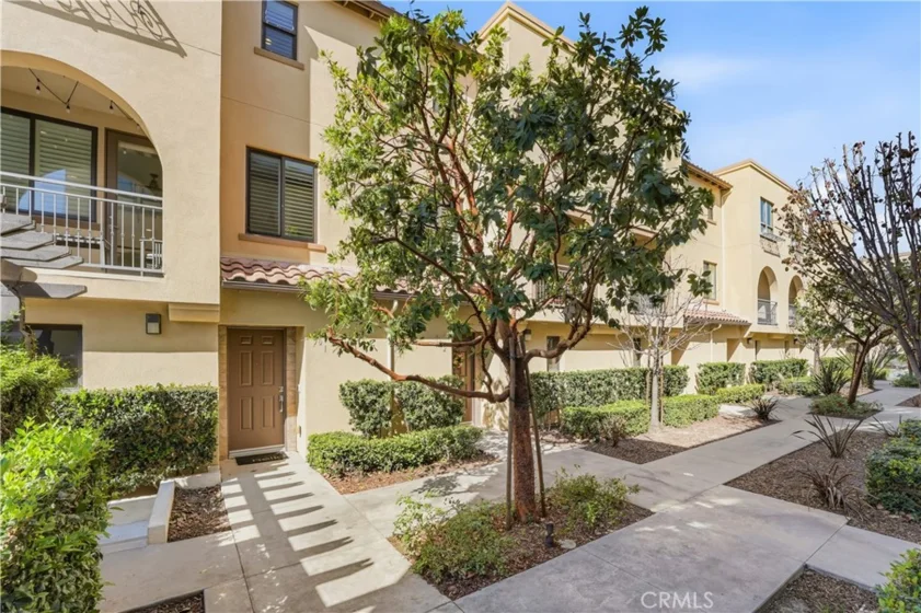 809 S Anaheim Boulevard #101 photo 1