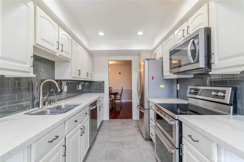750 S Spaulding Avenue #129 photo 3