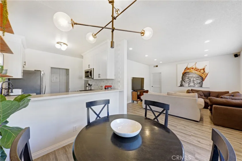 1515 Amherst Avenue #203 photo 1