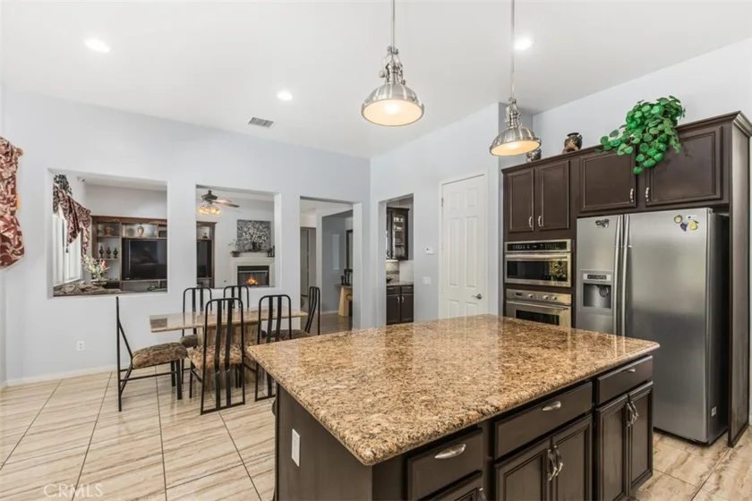 35982 Murano Street photo 10