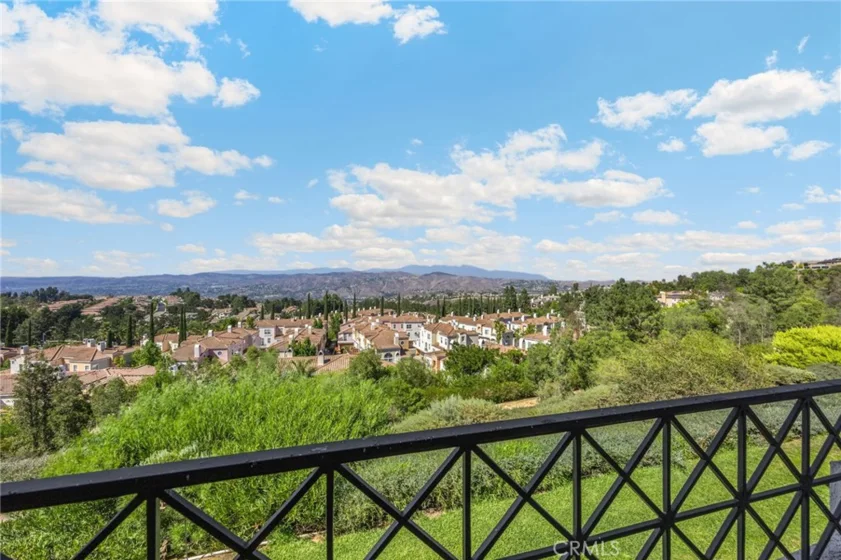 8063 E Sandstone Drive photo 3