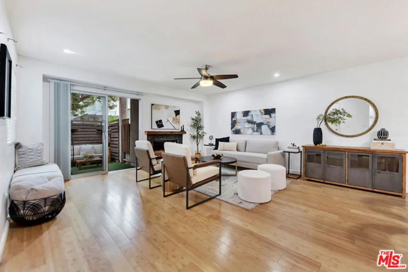 20155 Keswick Street #107 photo 1