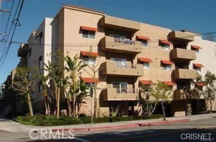 9610 Zelzah Avenue #304 photo 1