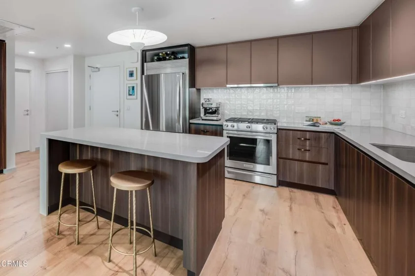 39 S Los Robles Avenue #5016 photo 6