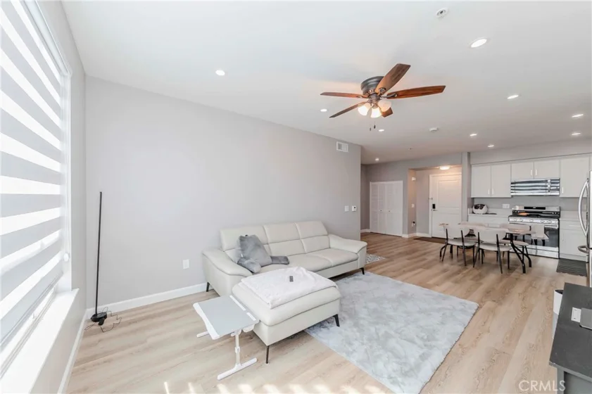 100 S Alameda Street #321 photo 14