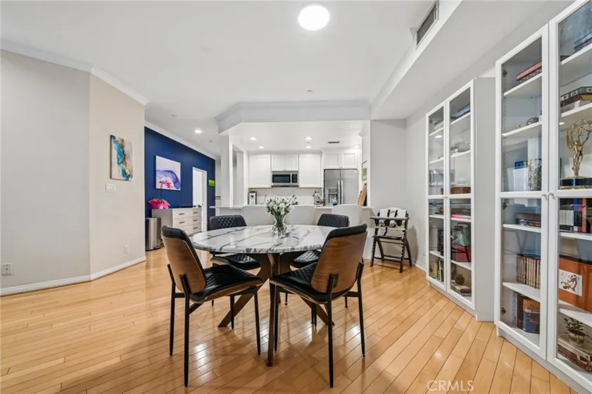 12000 Goshen Avenue #203 photo 35