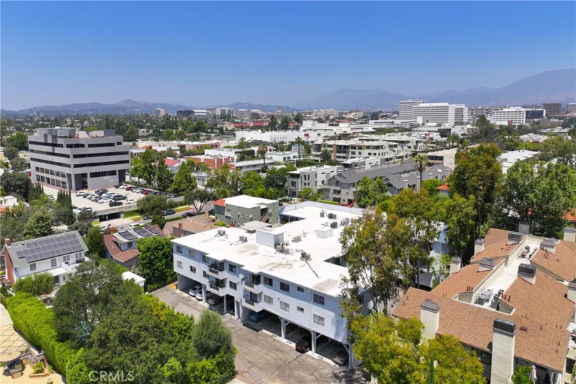 972 E California #207 photo 35
