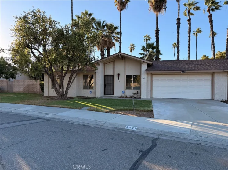 6631 Wintertree Drive photo 21