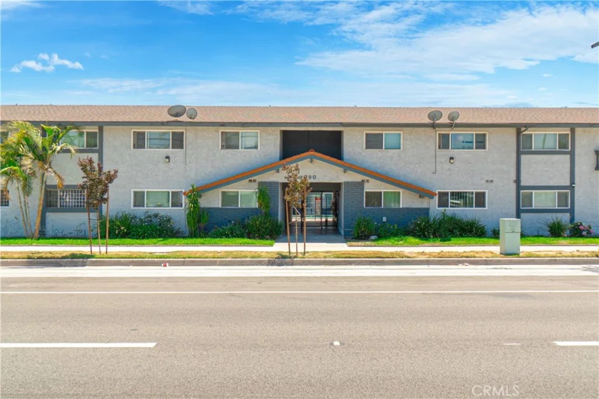2890 E Artesia #60 photo 24