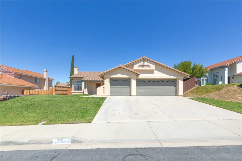 25534 Day Lily Drive photo