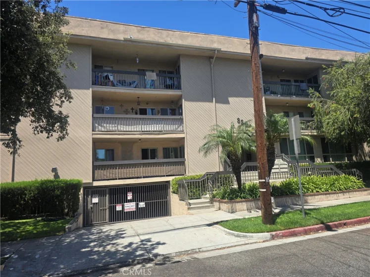 335 N Adams #106 photo 18