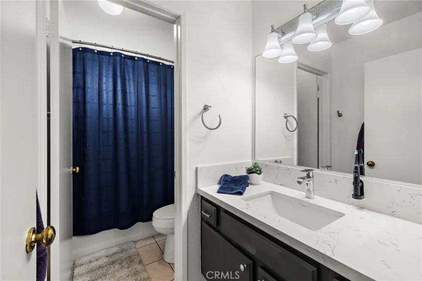 24772 Stratton photo 17