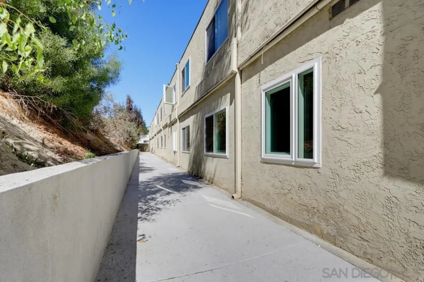 2850 Reynard #9 photo 16