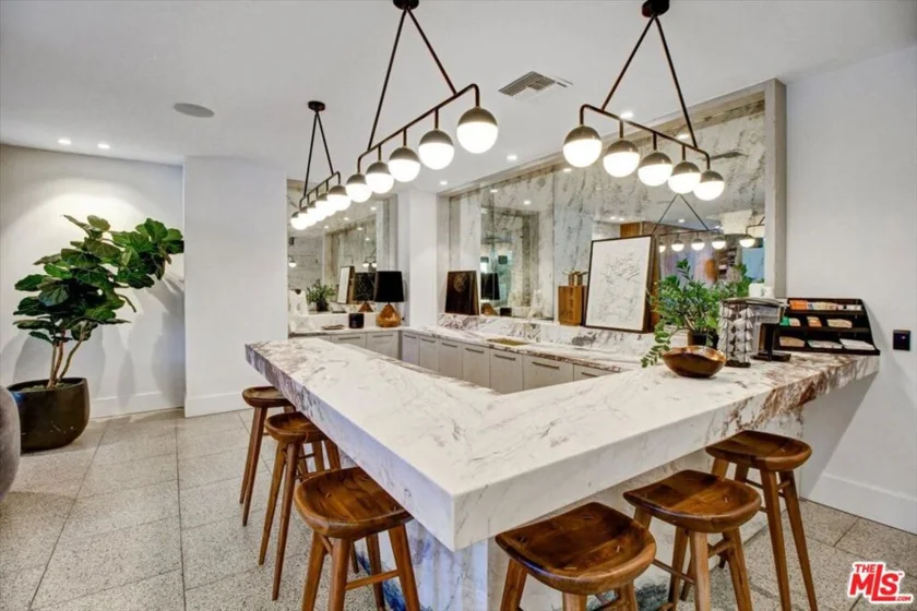 10777 Wilshire Boulevard #209 photo 51