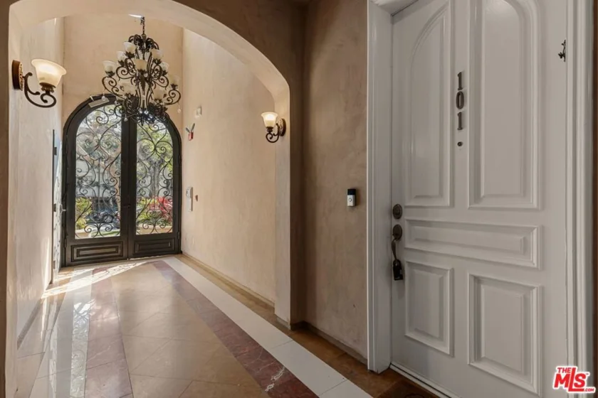1610 Camden Avenue #101 photo 25