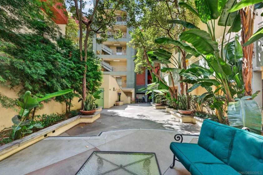 1501 India Street #304 photo 31