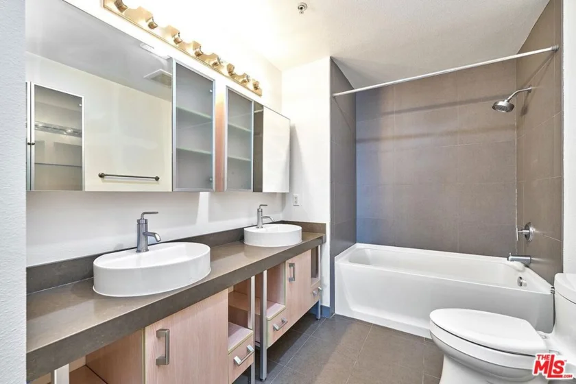 1234 Wilshire Boulevard #204 photo 17