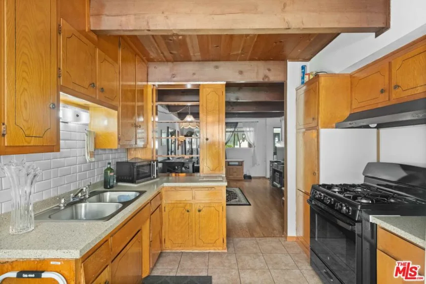 4040 Grand View Boulevard #60 photo 7