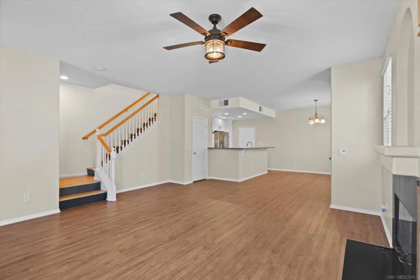 1354 Normandy Drive photo 11