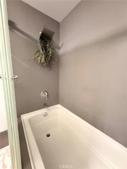 1234 Wilshire #233 photo 32